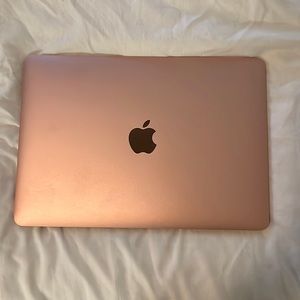 Rosegold Macbook Air (12-inch, 2016)